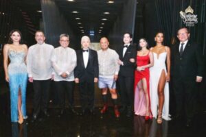 Binibining Pilipinas 2022 judge slammed for wearing ‘boxers’ with Barong